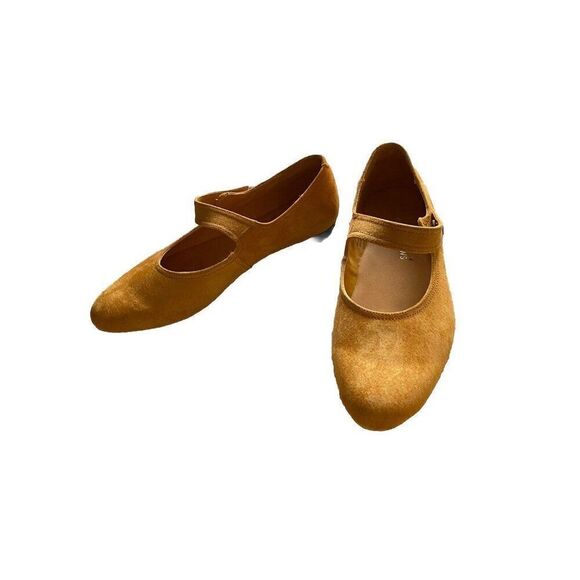 Newport News Mary Jane Shoes Mary Janes Yellow Mustard Suede Leather 8.5 M - Picture 1 of 10